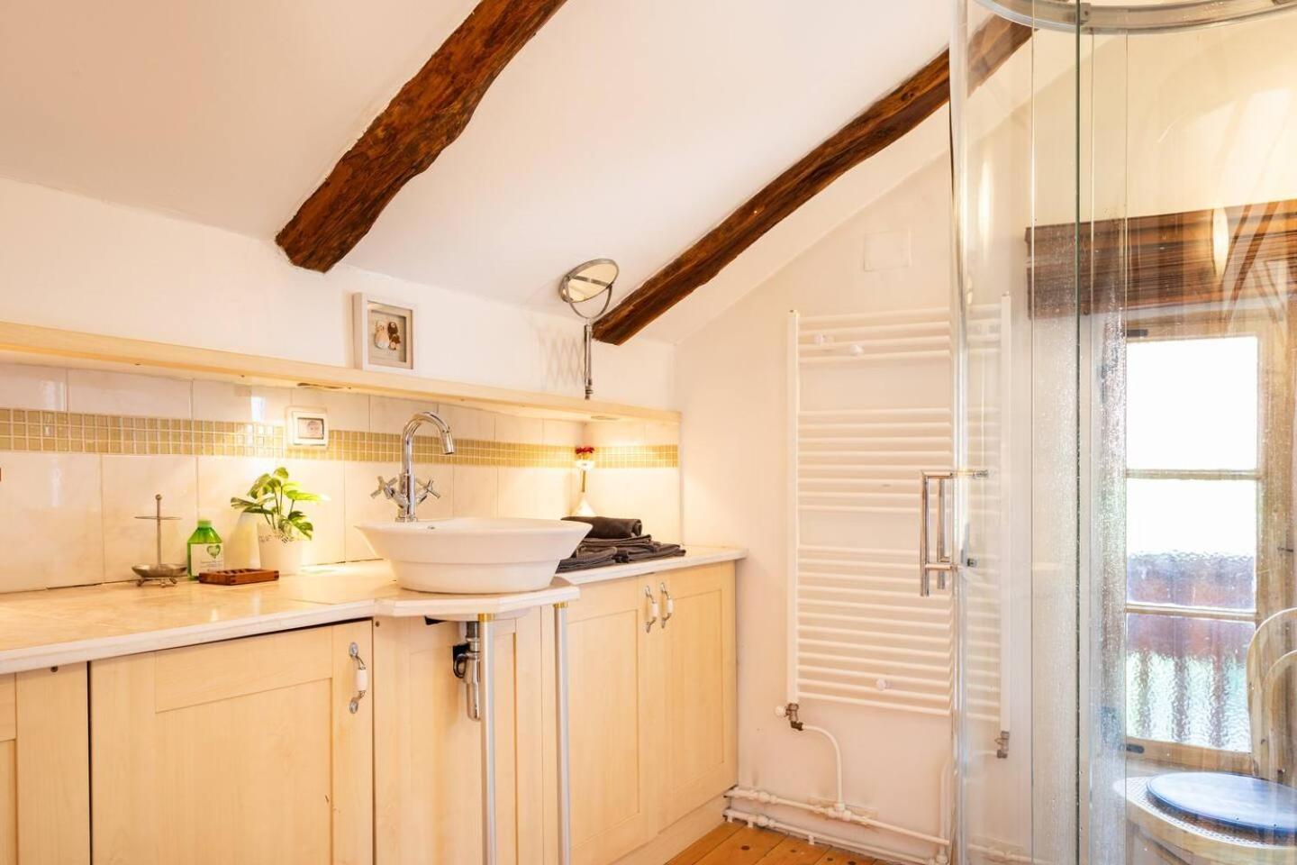 Holiday Home Katric Kamno Exterior foto
